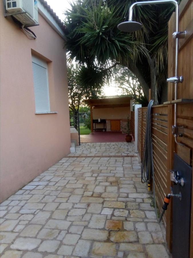 Villa Lelova 米提卡斯 外观 照片